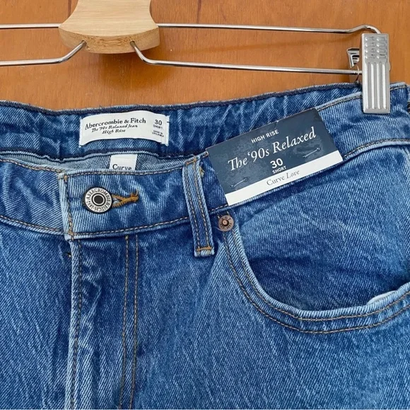Abercrombie & Fitch '90s Relaxed Blue Jeans - Picture 5 of 5